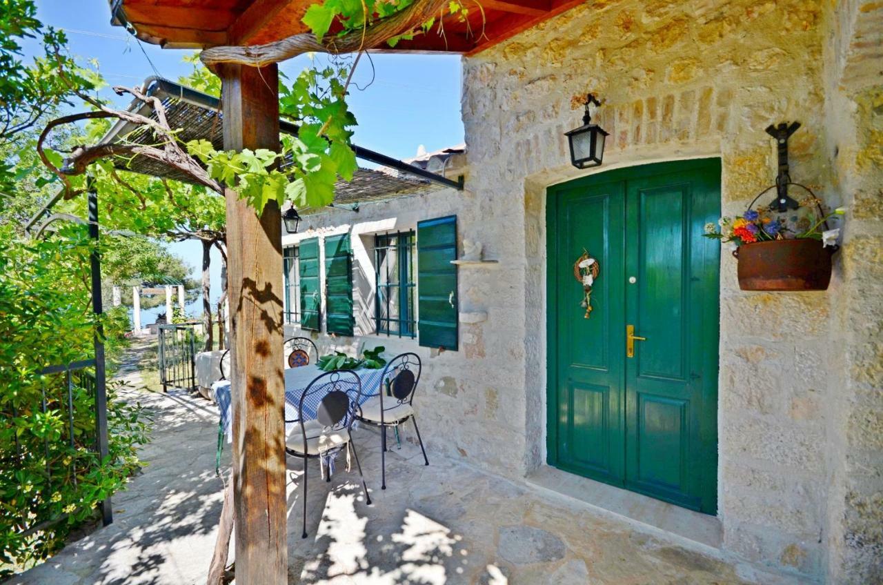 House Dobrila Βίλα Igrane Εξωτερικό φωτογραφία